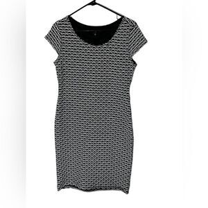 Sharagano Sheath Dress Bodycon Stretch Cap Sleeve Black White Geometric Casual 8